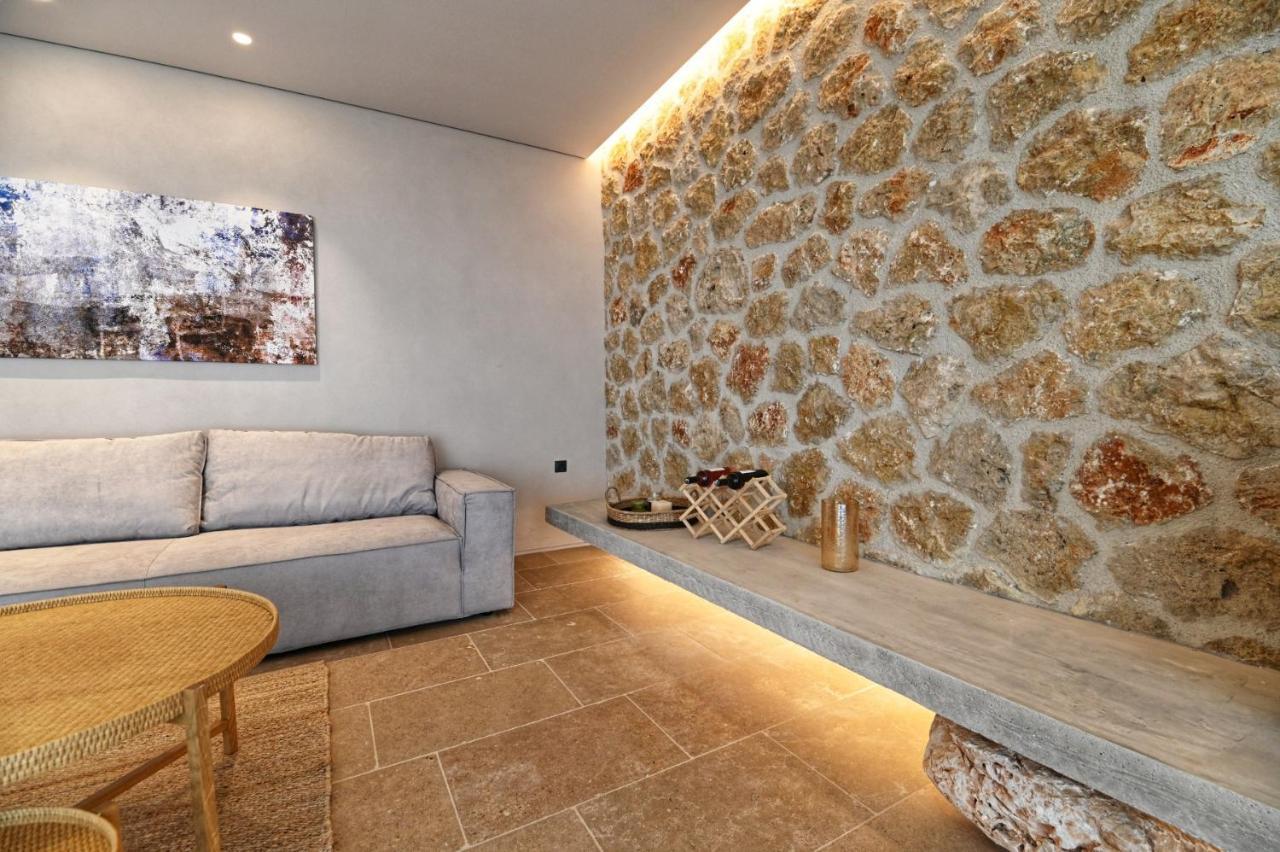 Blooms Of Sivota Bay - Luxury Villas With Private Heated Pool Екстериор снимка