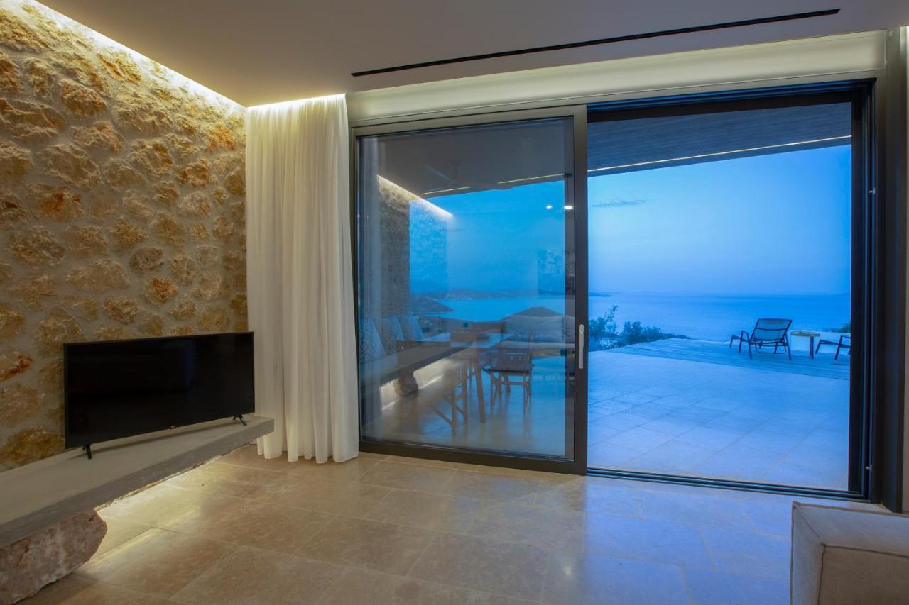Blooms Of Sivota Bay - Luxury Villas With Private Heated Pool Екстериор снимка