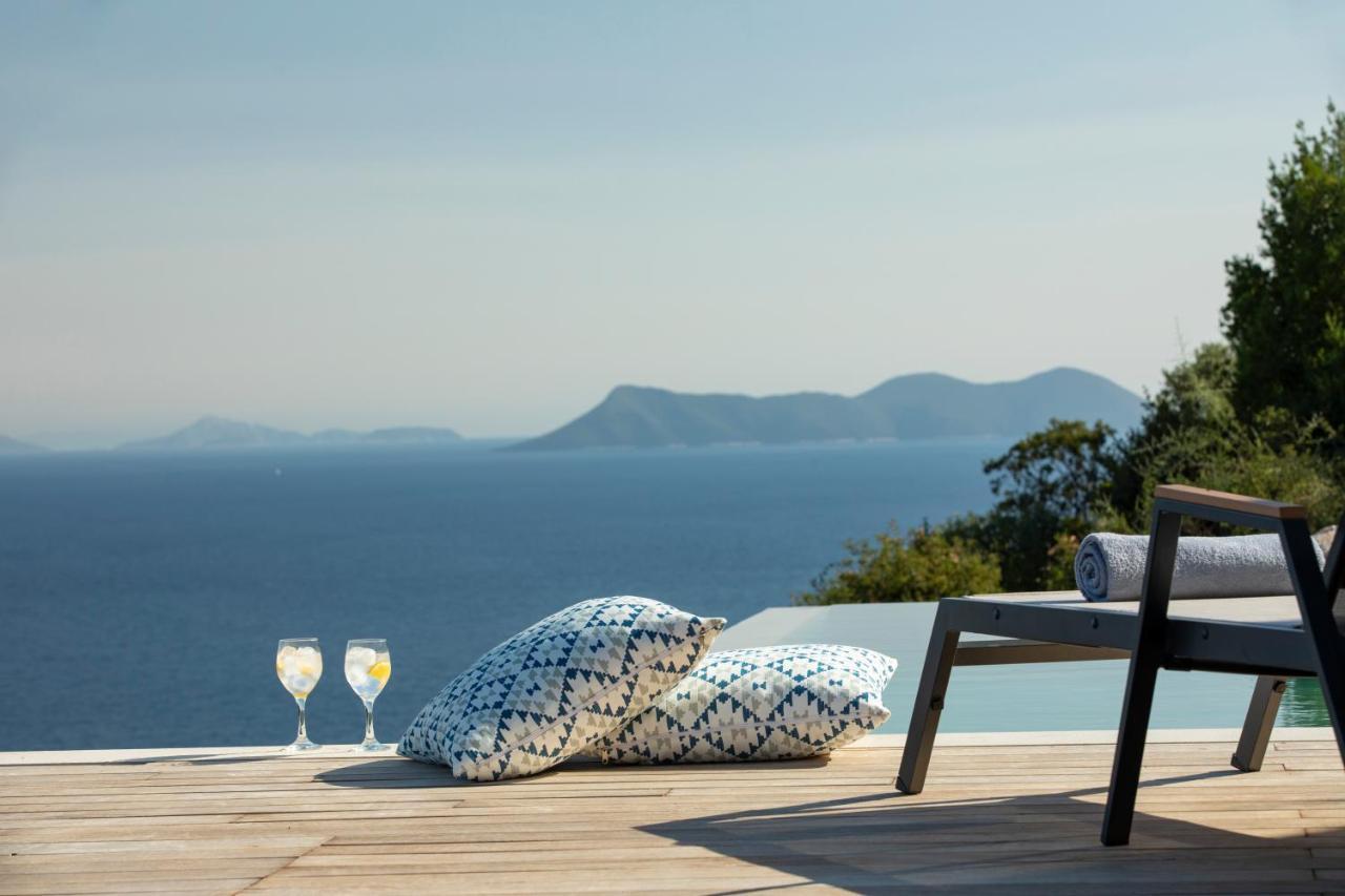 Blooms Of Sivota Bay - Luxury Villas With Private Heated Pool Екстериор снимка