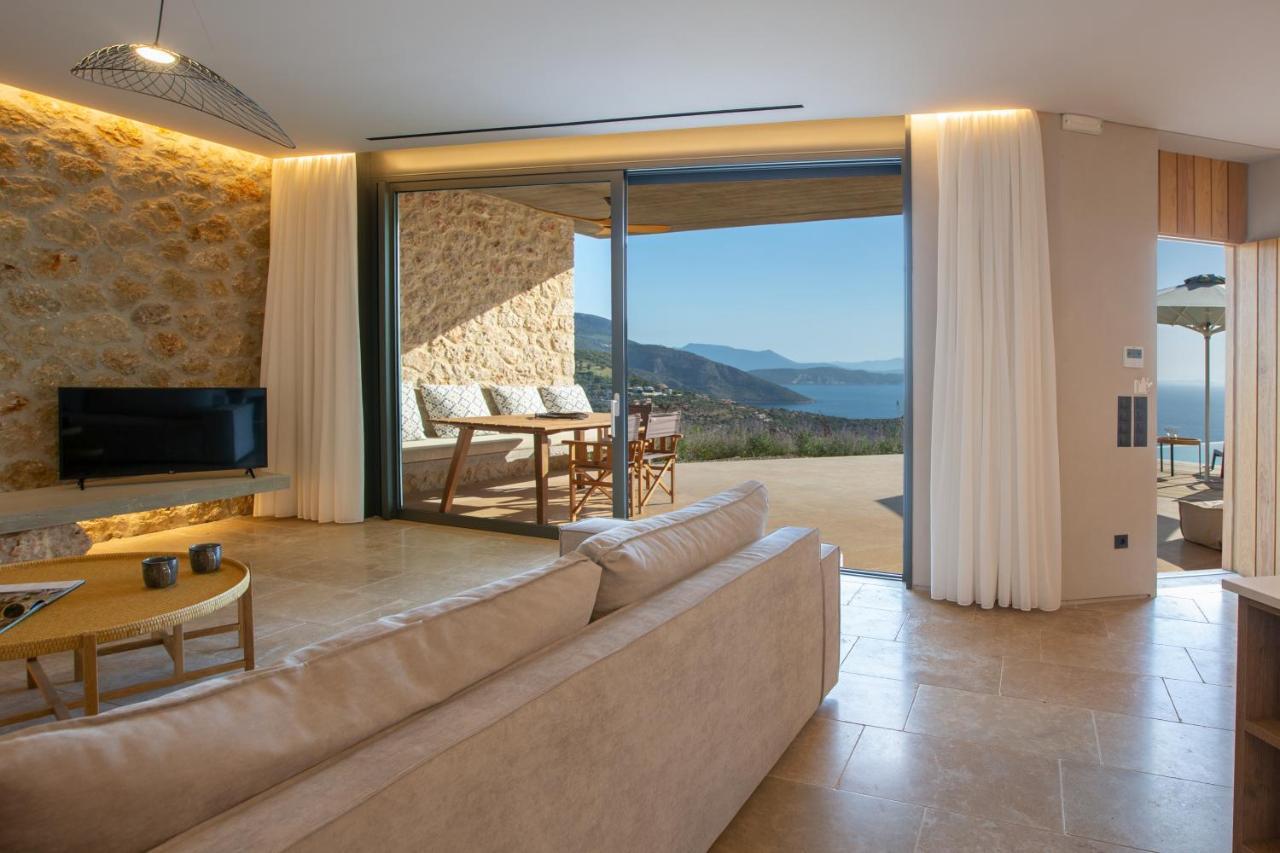 Blooms Of Sivota Bay - Luxury Villas With Private Heated Pool Екстериор снимка