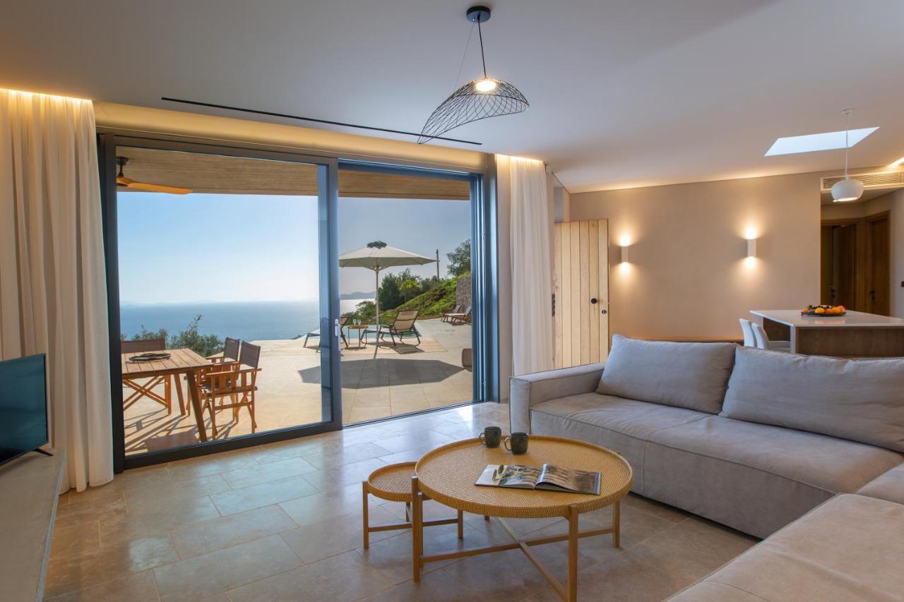 Blooms Of Sivota Bay - Luxury Villas With Private Heated Pool Екстериор снимка