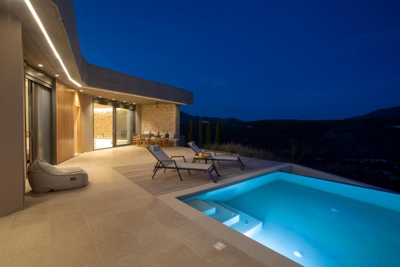 Blooms Of Sivota Bay - Luxury Villas With Private Heated Pool Екстериор снимка