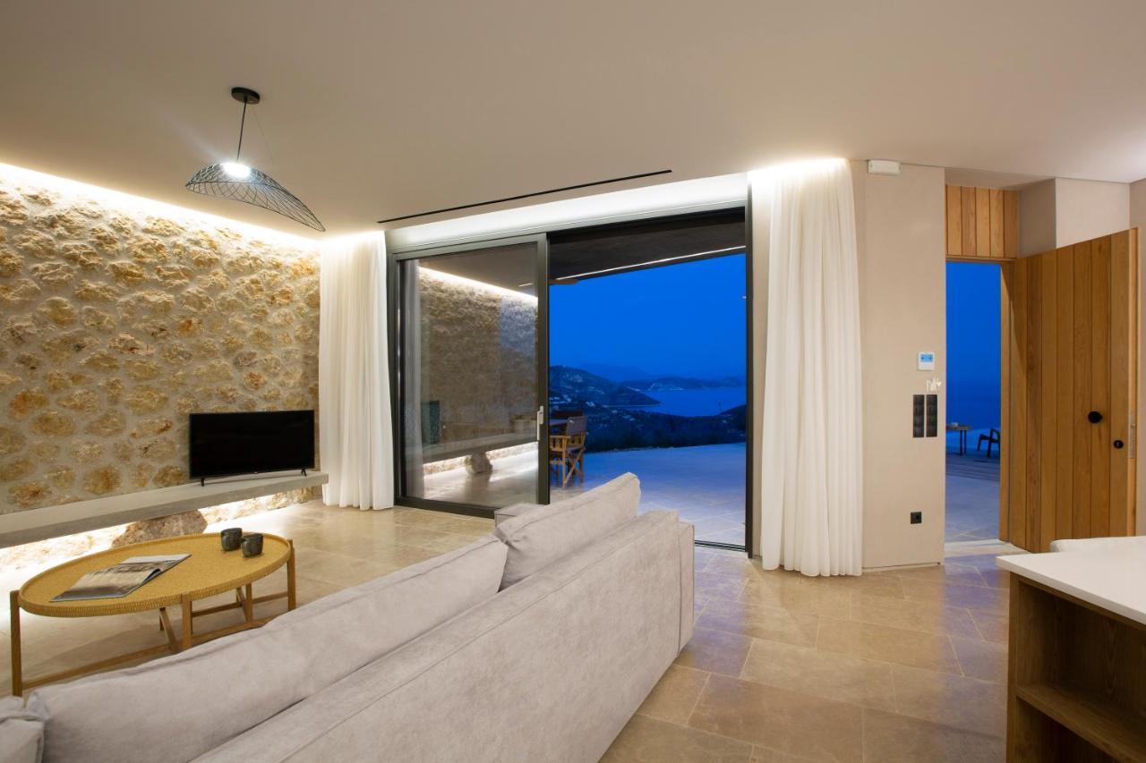 Blooms Of Sivota Bay - Luxury Villas With Private Heated Pool Екстериор снимка