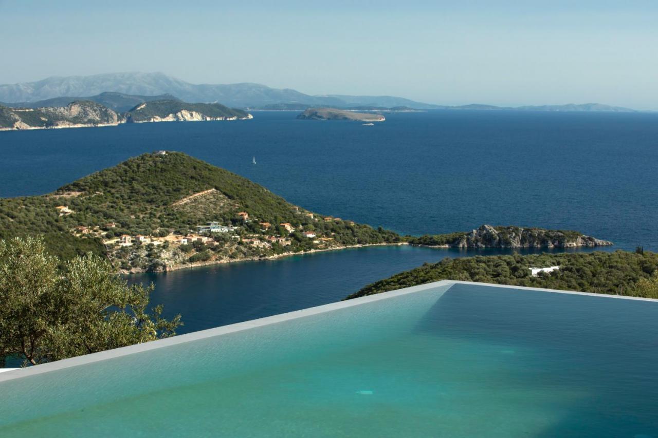 Blooms Of Sivota Bay - Luxury Villas With Private Heated Pool Екстериор снимка
